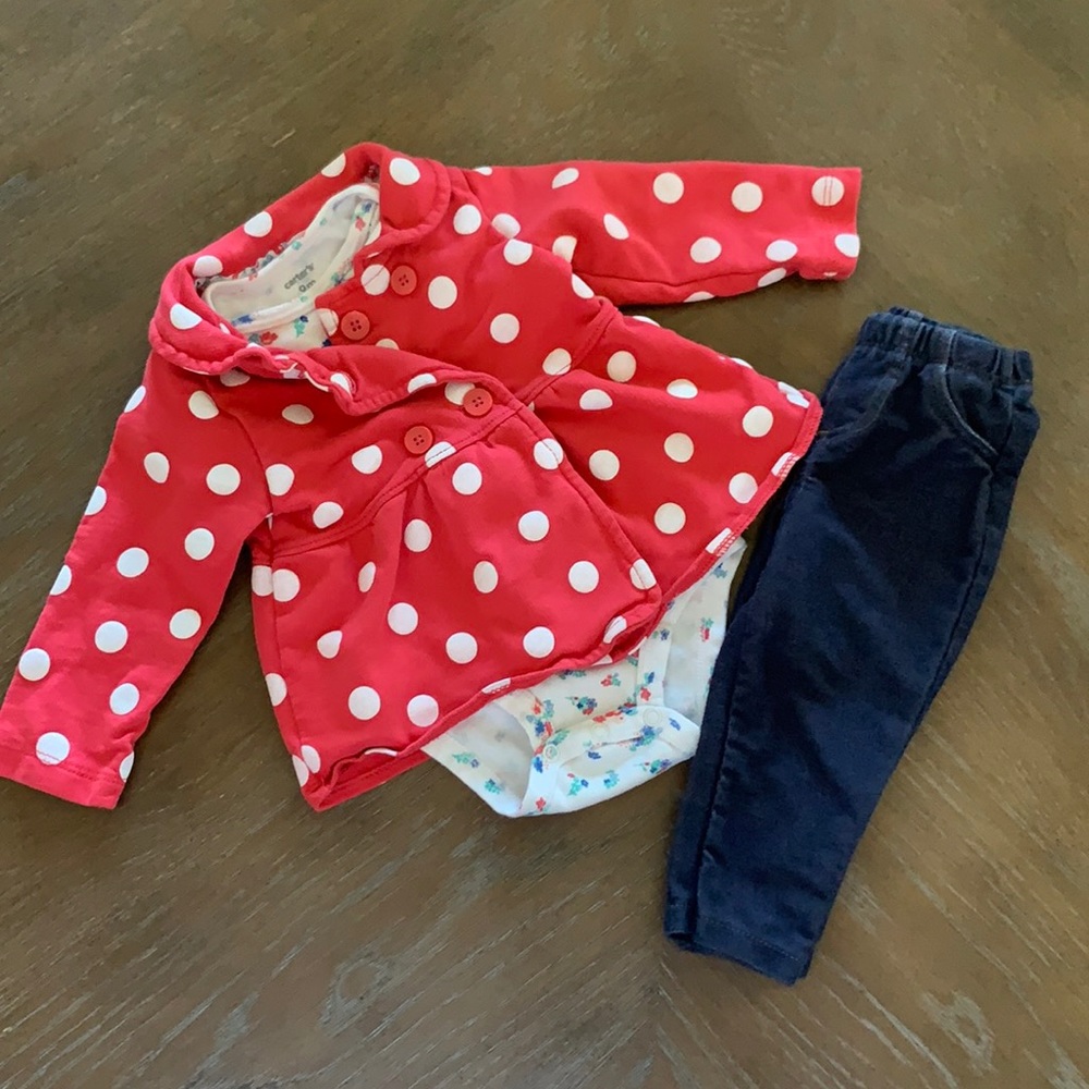 Flower/polka dot outfit